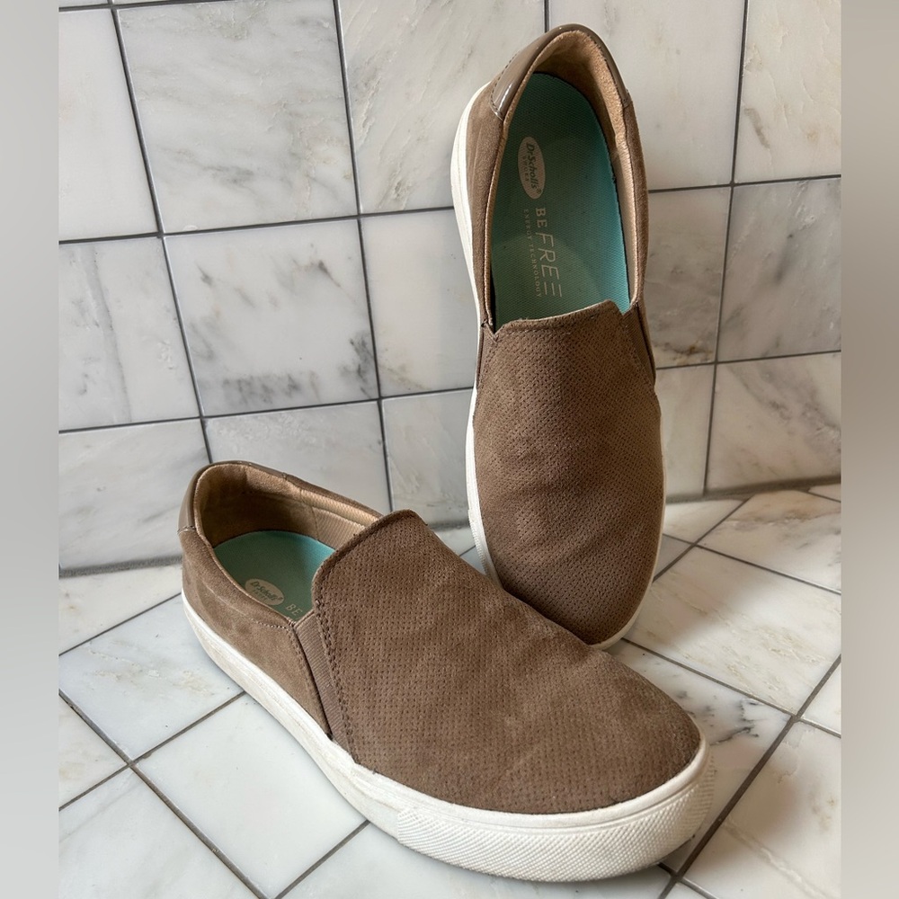 Dr Scholl’s Slip On Tan Sneakers